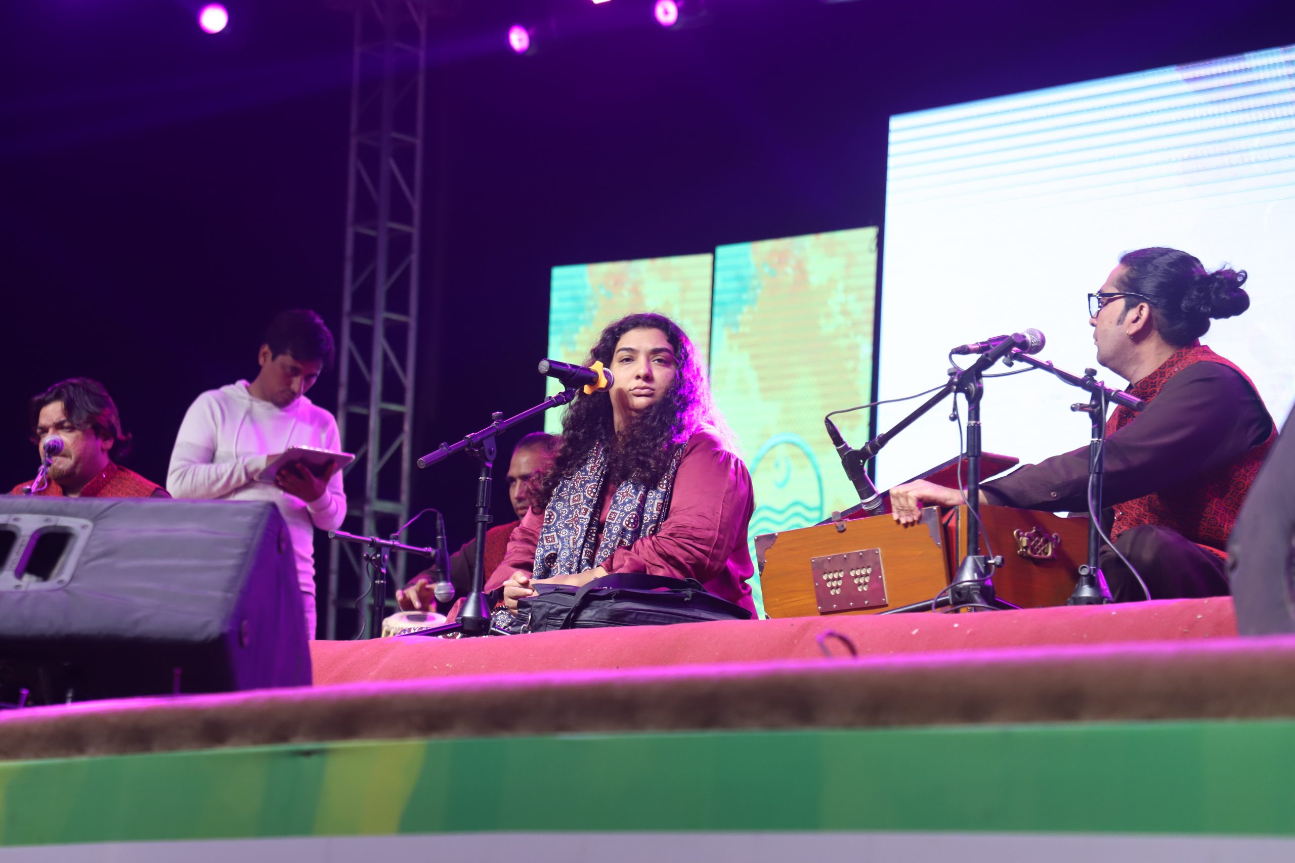 How-to-hire-Tahseen-Sakina-Sufi-Singer-booking-contact (2)